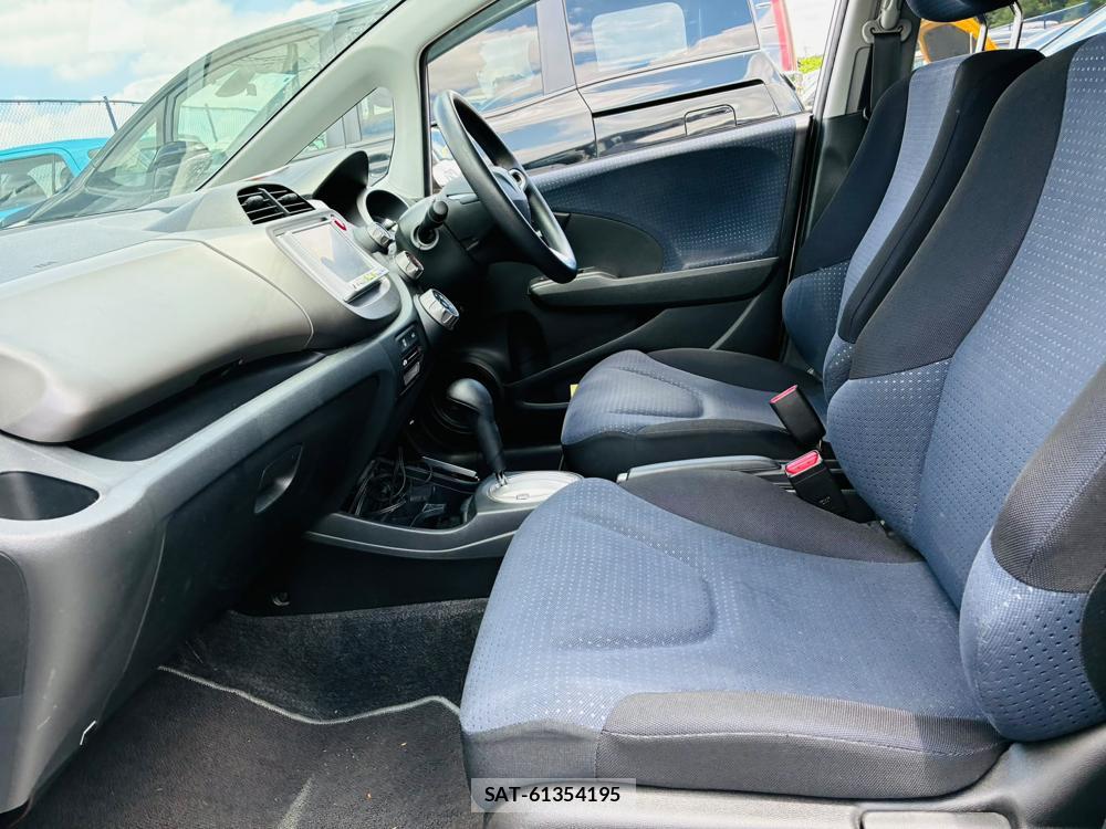 Honda FIT 2008-05 8240817-10