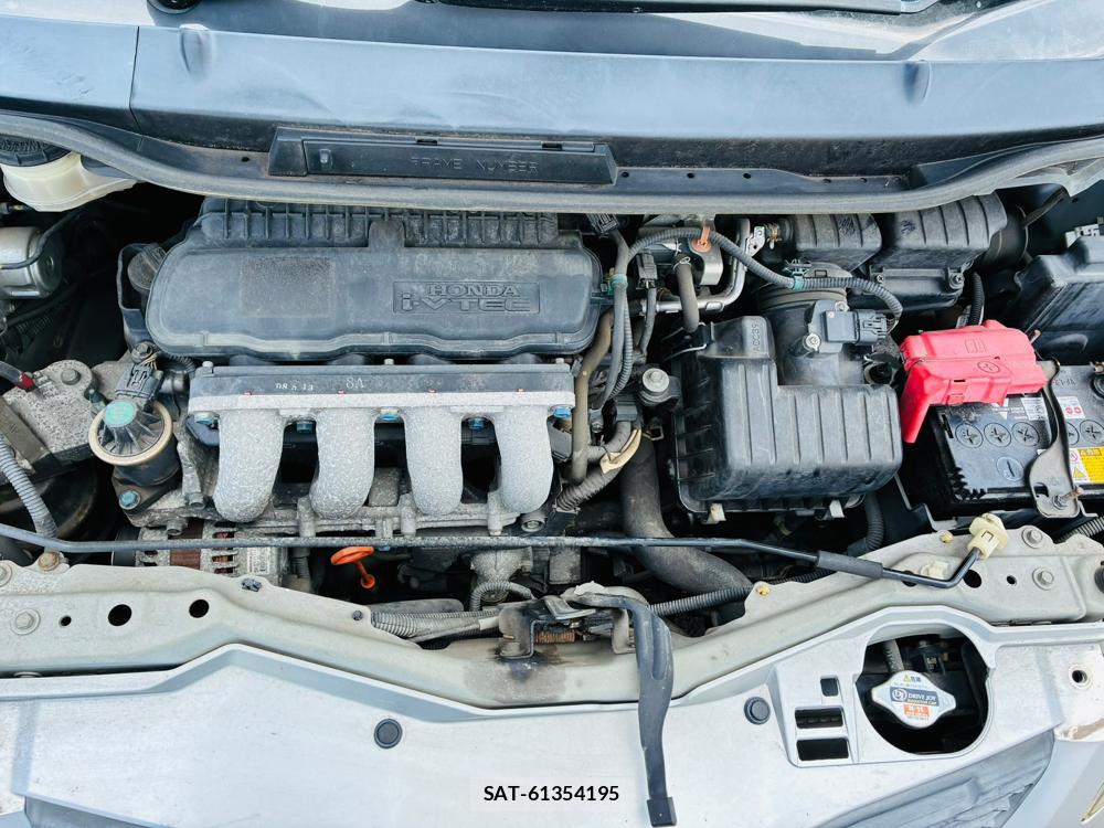 Honda FIT 2008-05 8240817-33