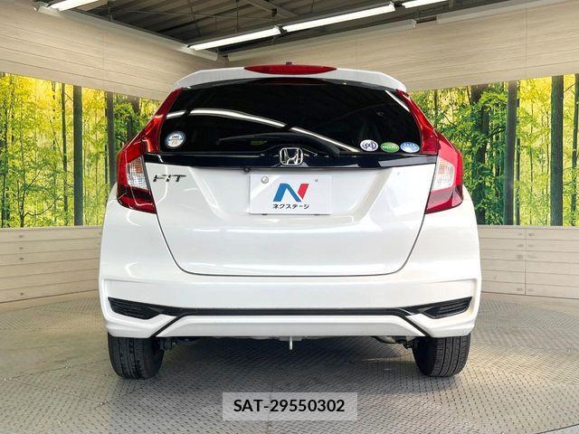Honda FIT 2018-12 8314418-14