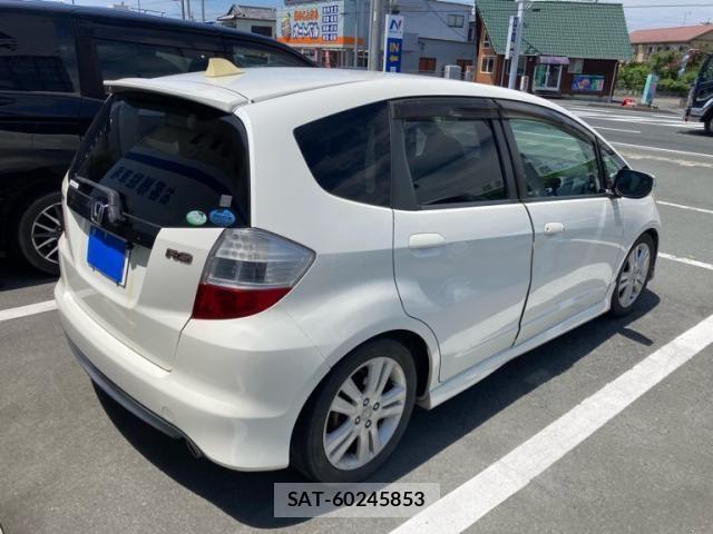Honda FIT 2008-02 8314430-2