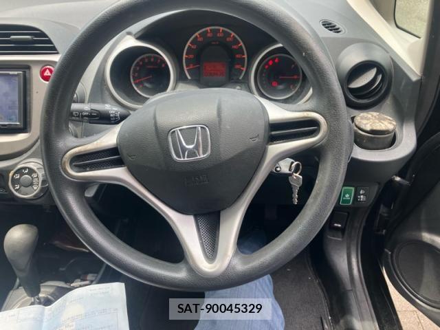 Honda FIT 2011-08 8314437-13
