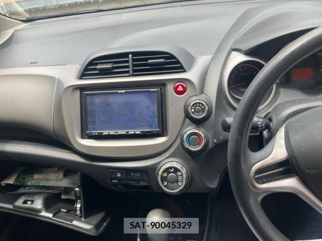Honda FIT 2011-08 8314437-14