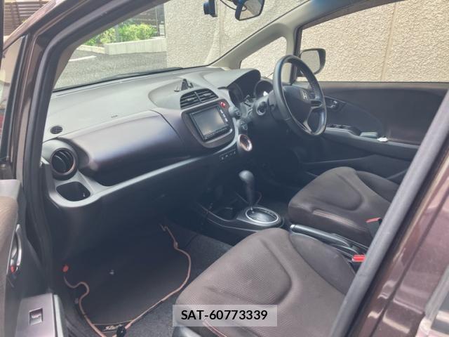 Honda FIT 2012-09 8314428-14