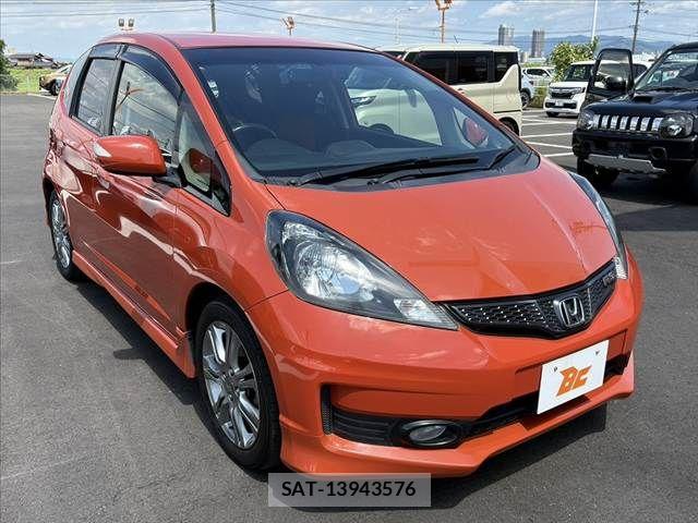 Honda FIT 2010-11 8314422-9