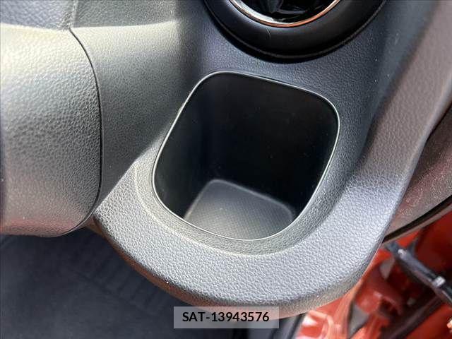 Honda FIT 2010-11 8314422-22