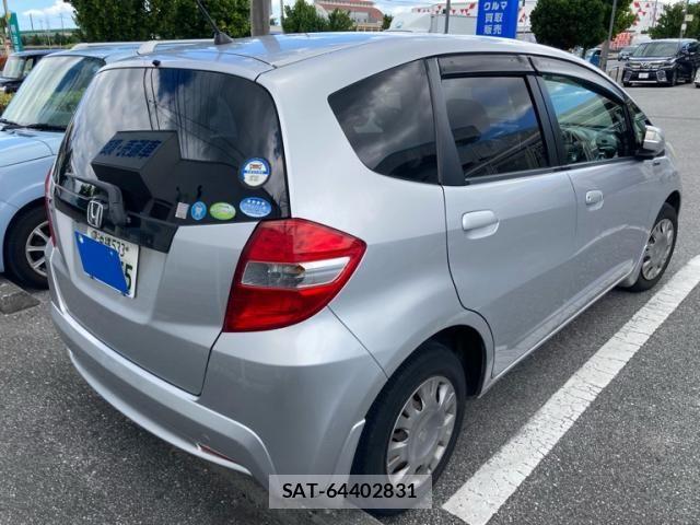 Honda FIT 2012-01 8314442-3
