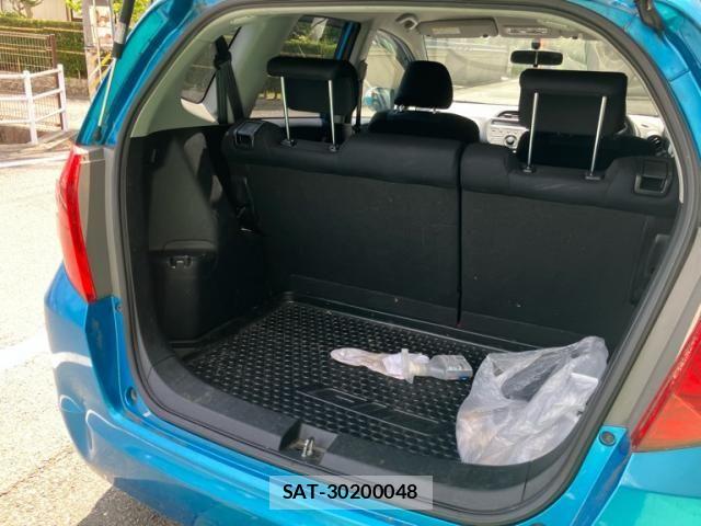 Honda FIT 2008-10 8335834-11