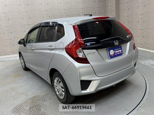 Honda FIT 2016-03 8335824-2