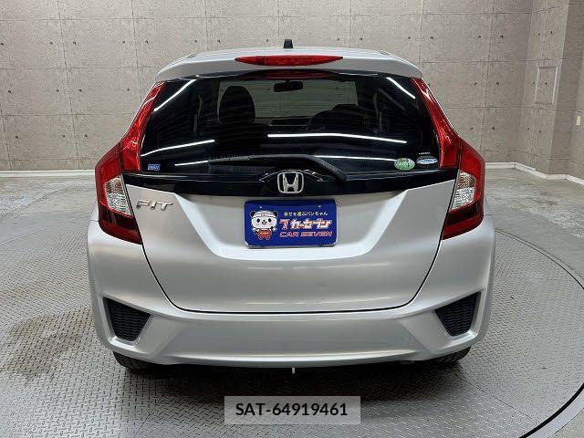 Honda FIT 2016-03 8335824-4