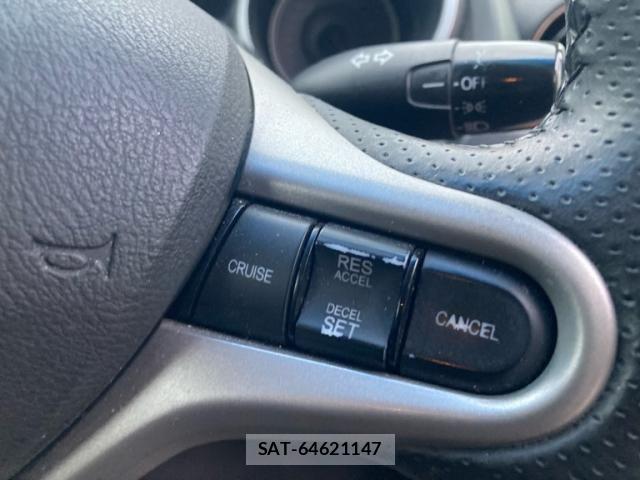 Honda FIT 2012-02 8335831-13