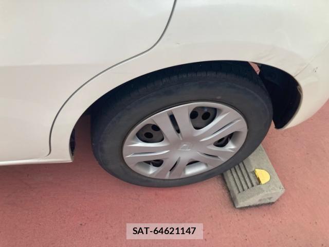 Honda FIT 2012-02 8335831-3