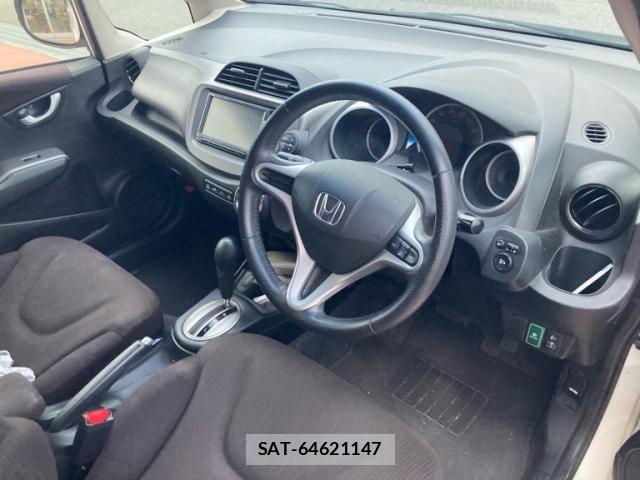 Honda FIT 2012-02 8335831-8
