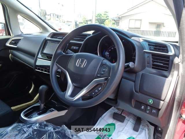 Honda FIT 2019-03 8335823-13