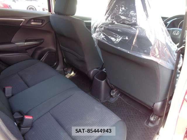 Honda FIT 2019-03 8335823-18