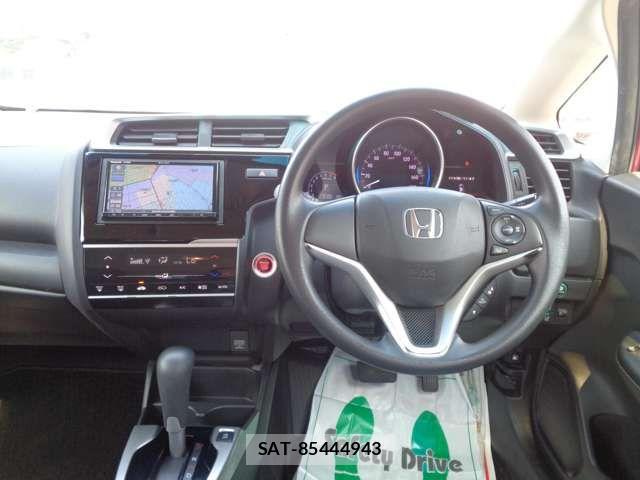Honda FIT 2019-03 8335823-19