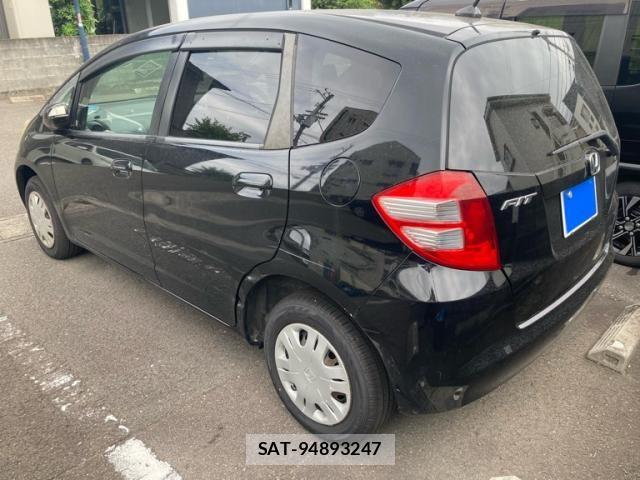 Honda FIT 2010-01 8335830-1