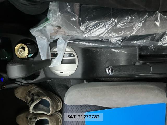 Honda FIT 2006-02 8334871-19