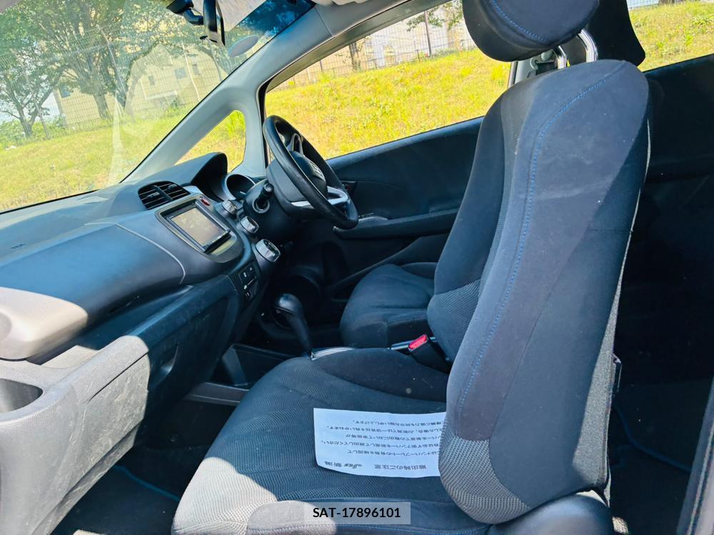 Honda FIT 2009-10 7946264-10