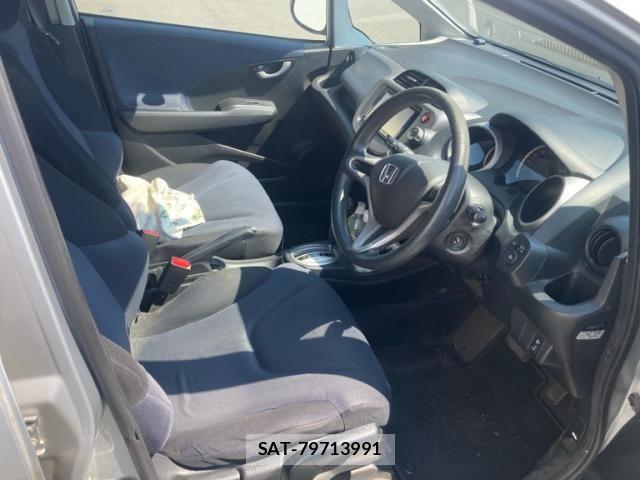 Honda FIT 2010-07 8335835-11