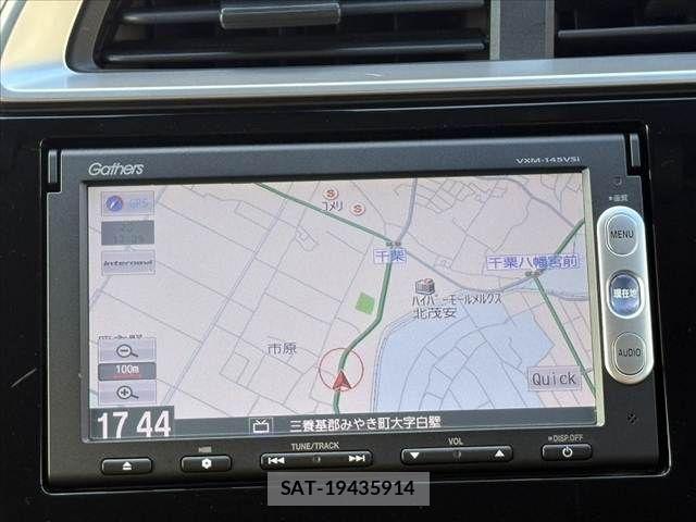 Honda FIT 2015-04 8335825-1