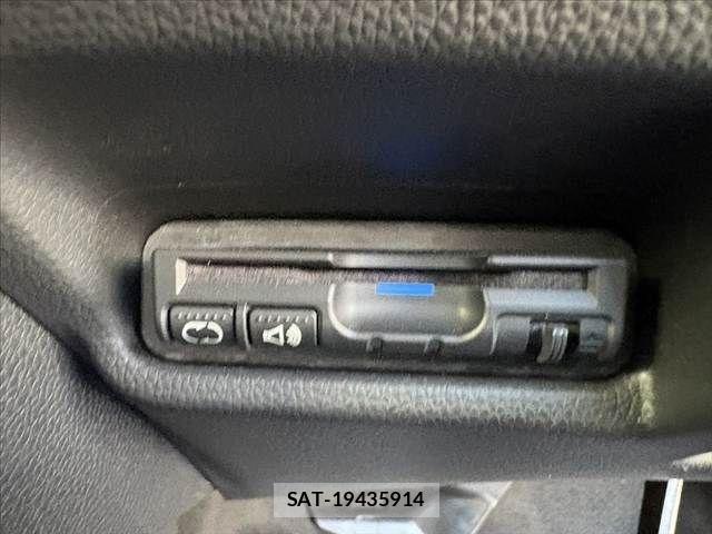 Honda FIT 2015-04 8335825-19