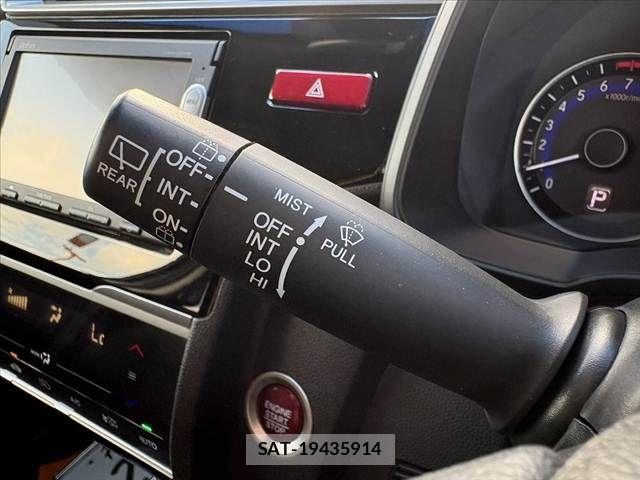Honda FIT 2015-04 8335825-22