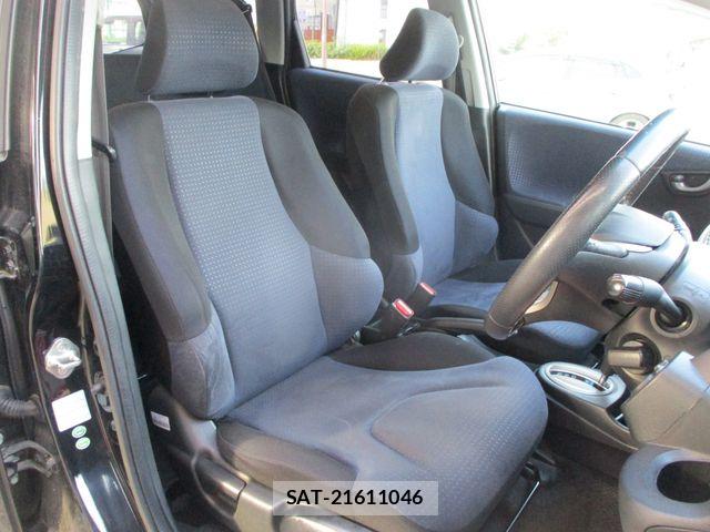 Honda FIT 2010-03 8335829-13