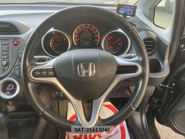 Honda FIT 2010-03 8335829-20
