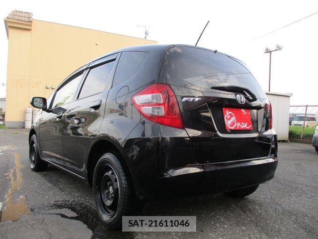 Honda FIT 2010-03 8335829-6