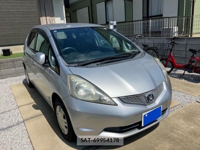 Honda FIT 2009-09 8335832-1