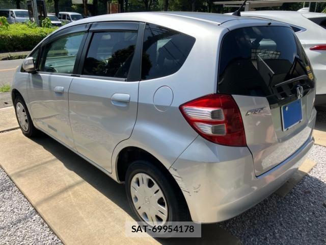 Honda FIT 2009-09 8335832-3