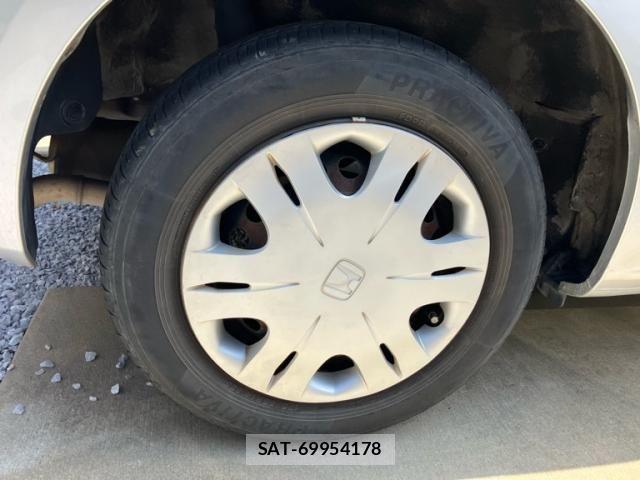 Honda FIT 2009-09 8335832-5