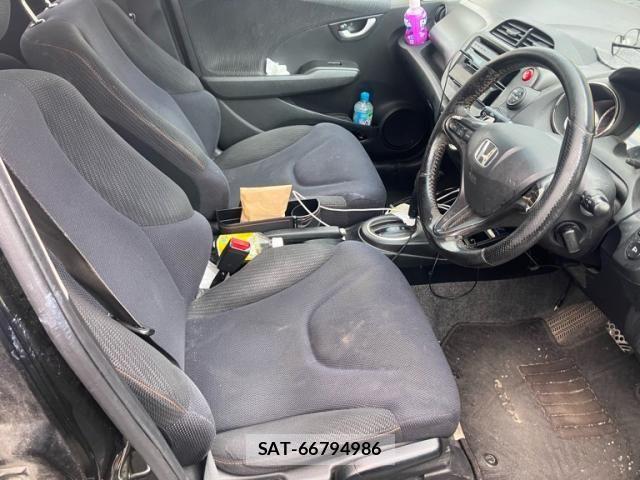 Honda FIT 2013-03 8335826-9