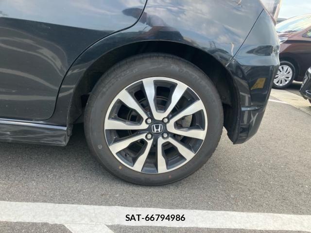 Honda FIT 2013-03 8335826-4
