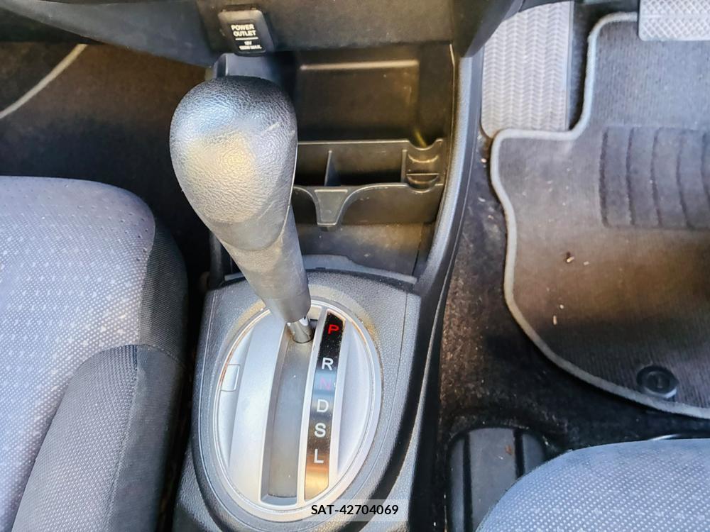 Honda FIT 2008-07 8282308-19