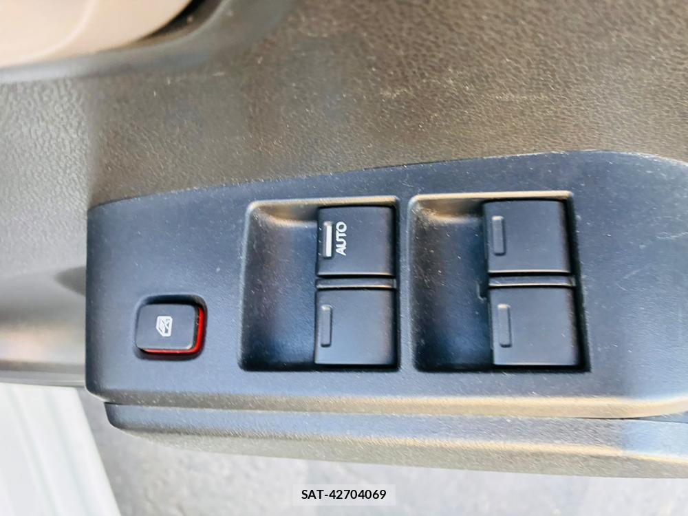 Honda FIT 2008-07 8282308-21