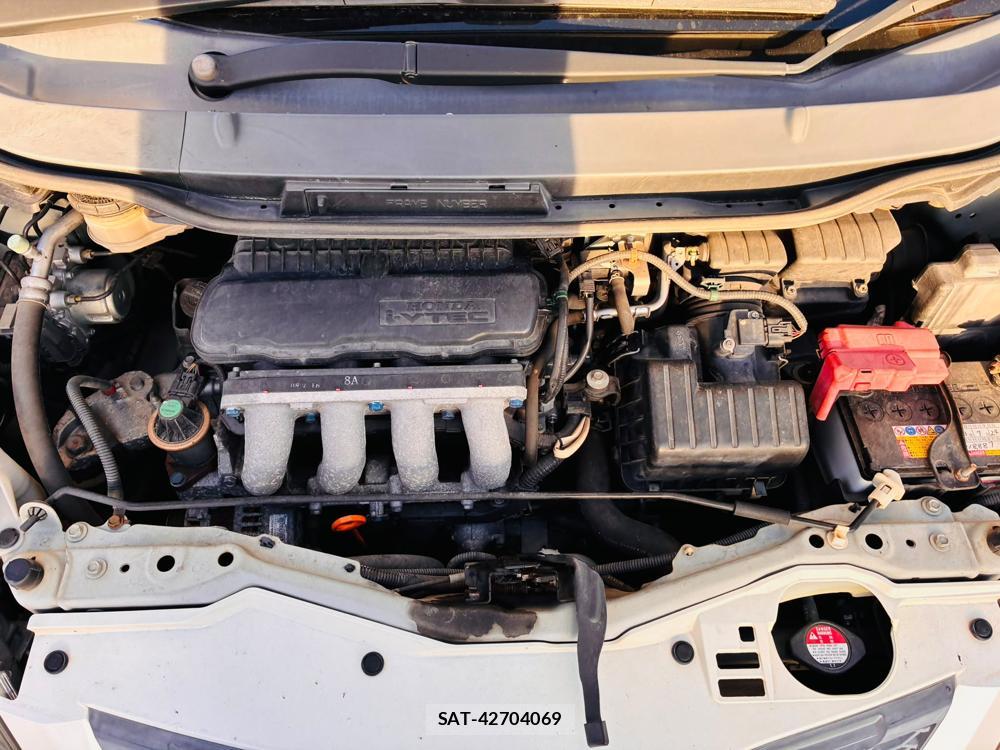 Honda FIT 2008-07 8282308-38