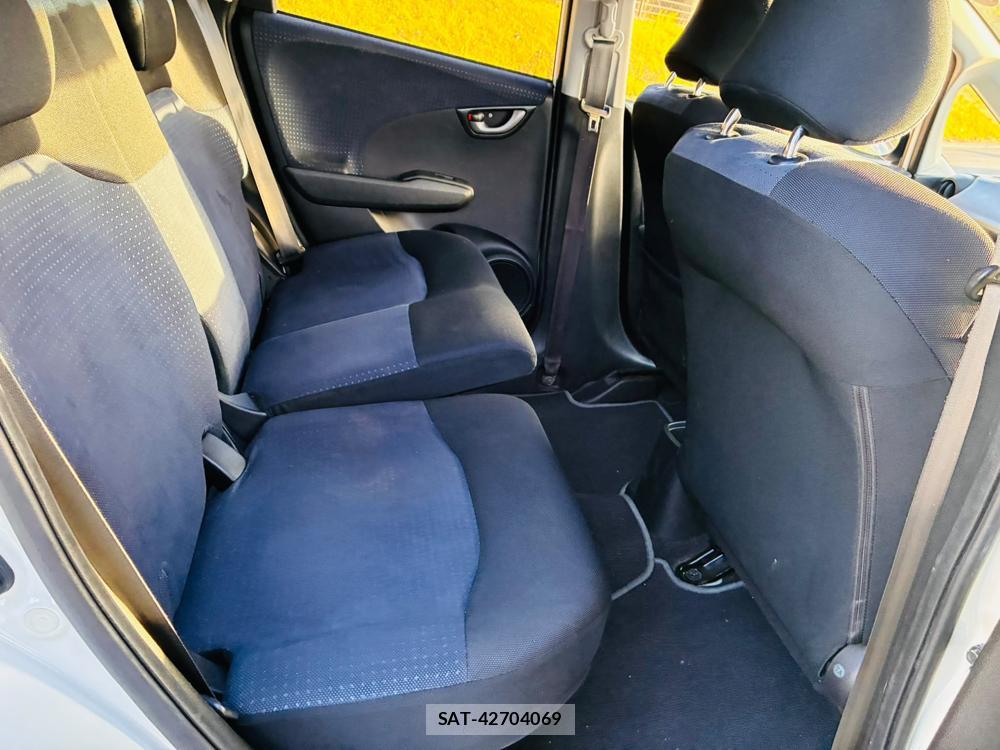 Honda FIT 2008-07 8282308-8