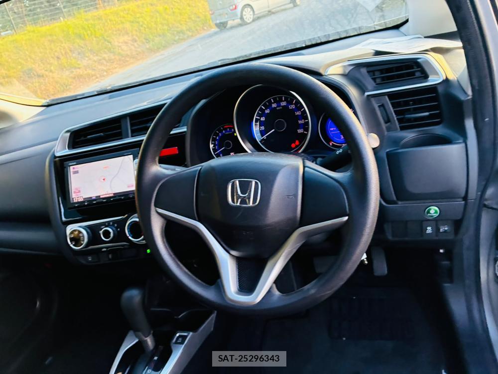 Honda FIT 2013-12 8282307-14