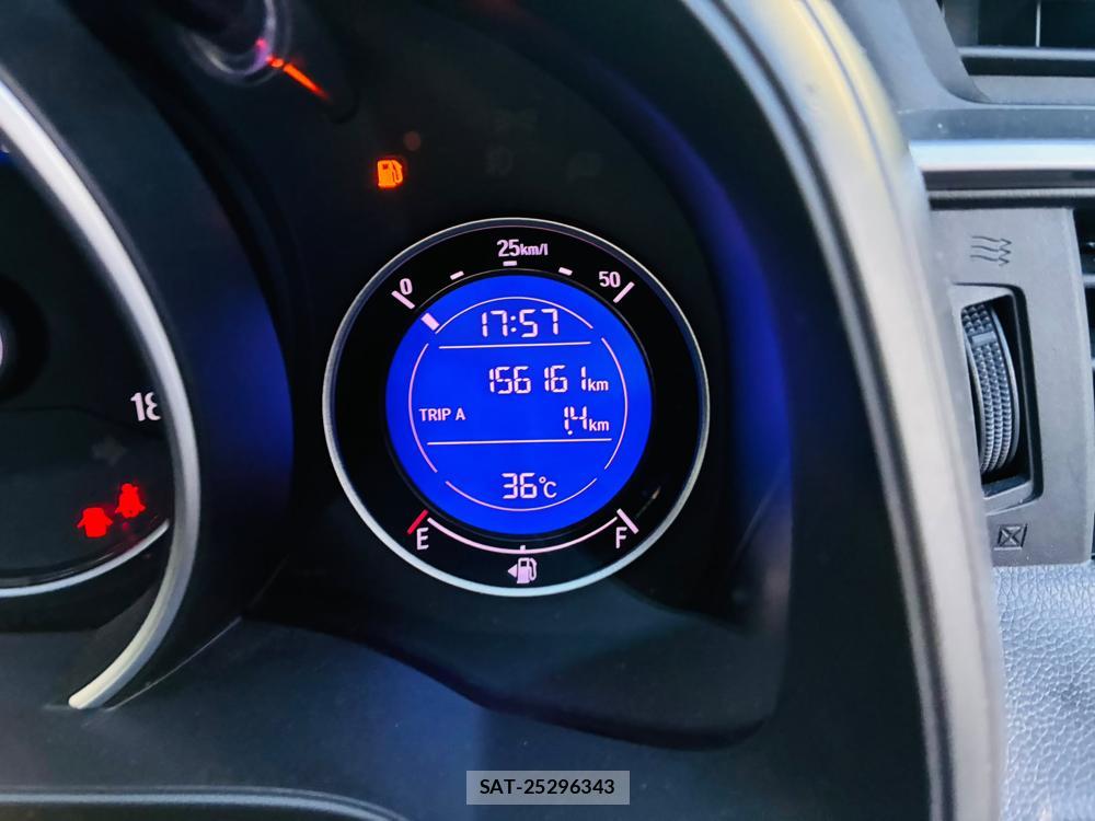 Honda FIT 2013-12 8282307-15