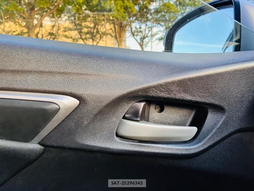 Honda FIT 2013-12 8282307-22