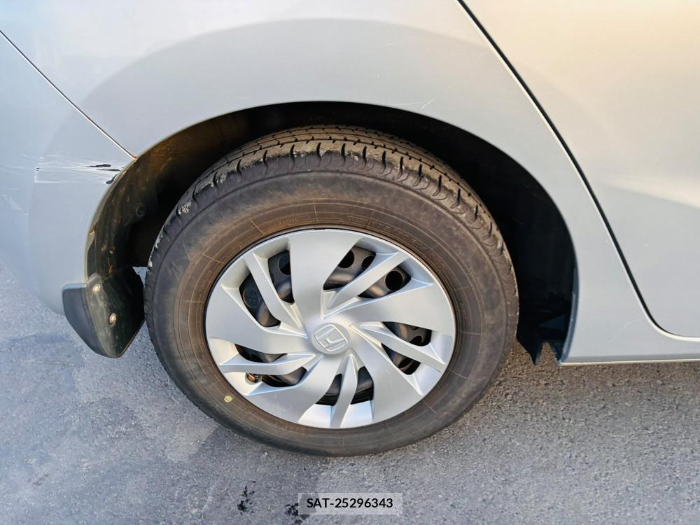 Honda FIT 2013-12 8282307-27