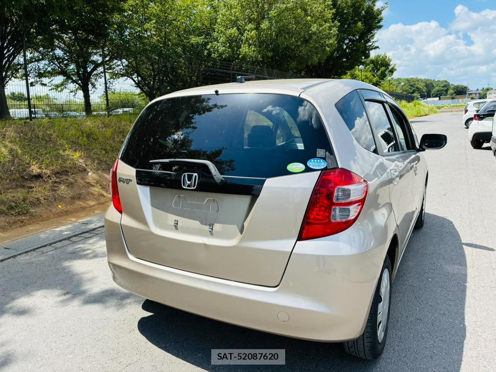 Honda FIT 2010-04 8252488-4