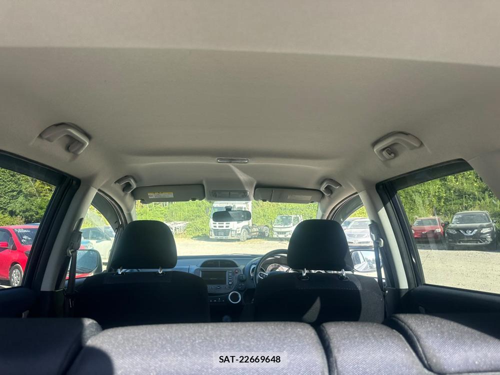 Honda FIT 2008-05 7736073-21