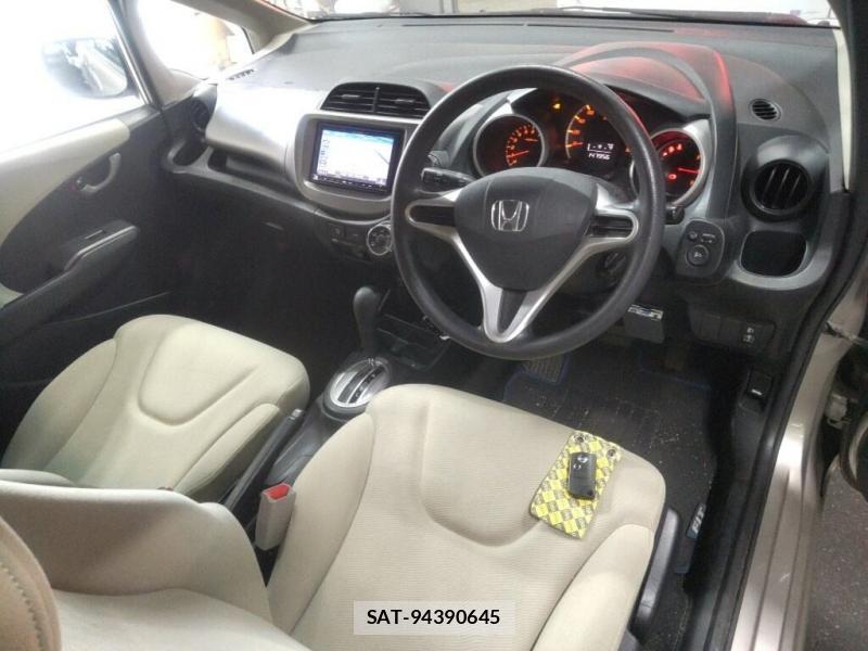 Honda FIT 2009-09 8344480-4