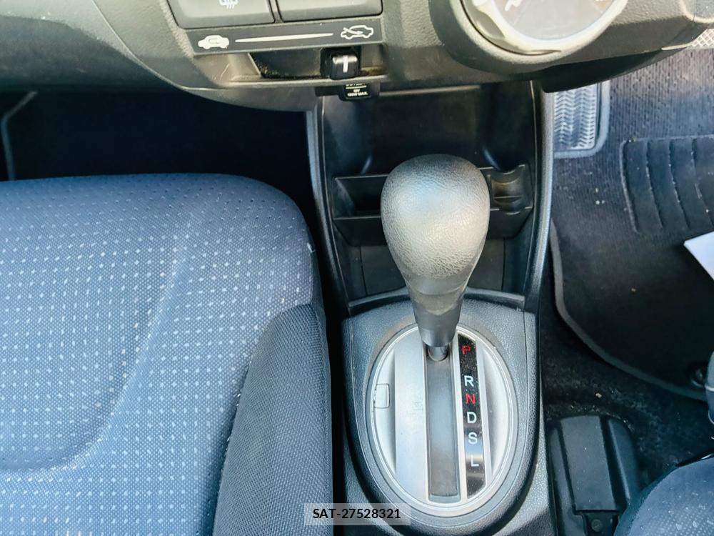 Honda FIT 2009-07 8116055-19