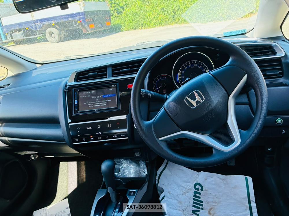 Honda FIT 2013-10 6323409-13