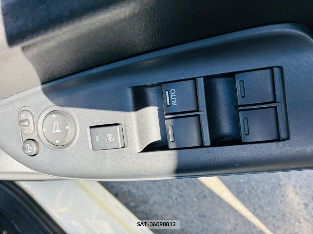 Honda FIT 2013-10 6323409-21
