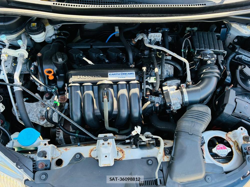 Honda FIT 2013-10 6323409-33
