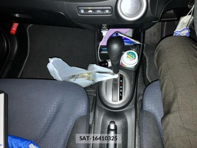 Honda FIT 2008-04 8354471-19
